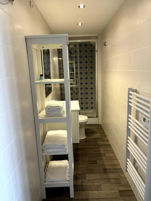 Ferienwohnung Au Cabinet Childeric Tournai Exterior foto